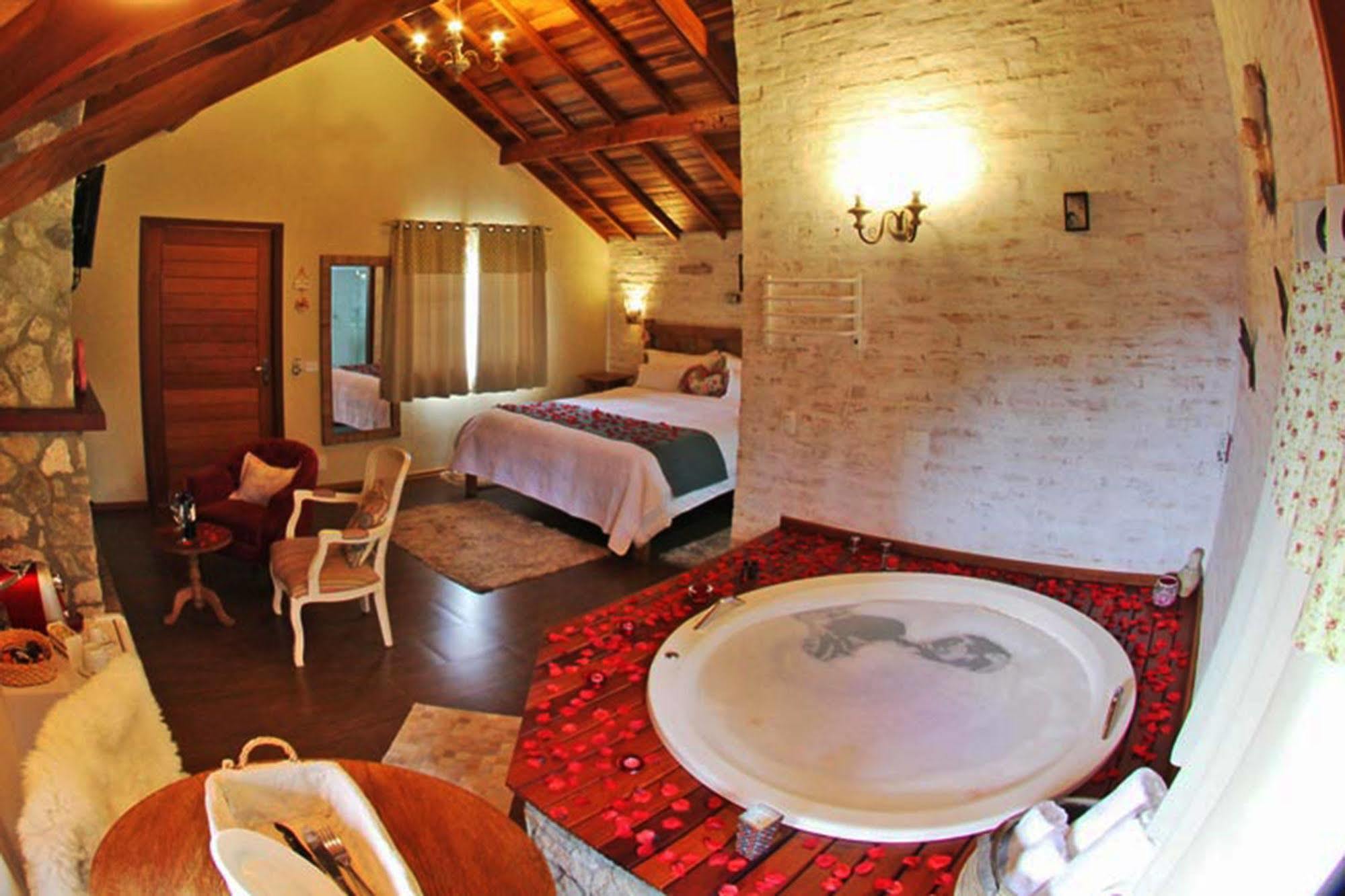 Pousada Villa Monte Verde Екстериор снимка